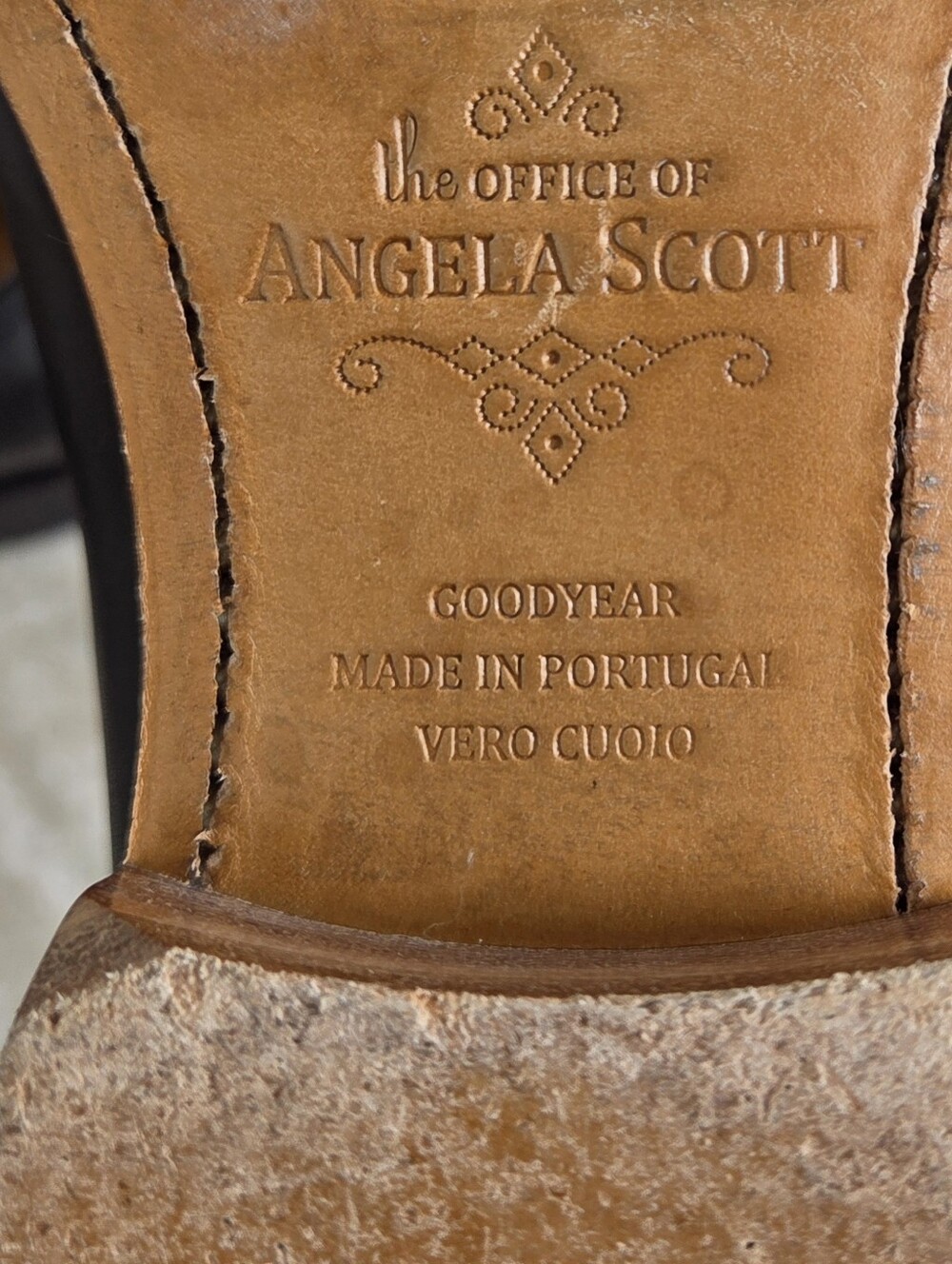 Office of Angela Scott Mr. Evans Black Wingtip Oxford Shoes EU 39 (8.5-9) - Picture 10 of 10